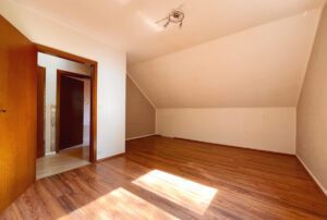 08_Dachgeschoss_Schlafzimmer