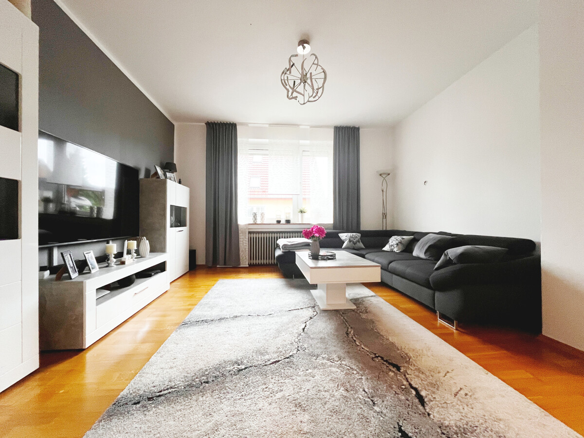 Wohnzimmer_EG_Front
