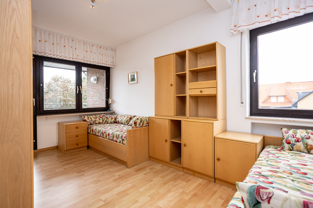 X_Schlafzimmer_2_OG